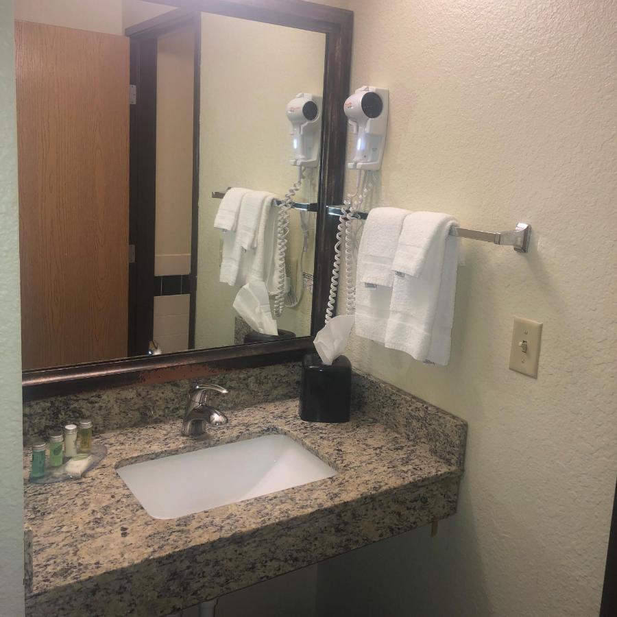 Cobblestone Hotel & Suites - Wisconsin Rapids Luaran gambar